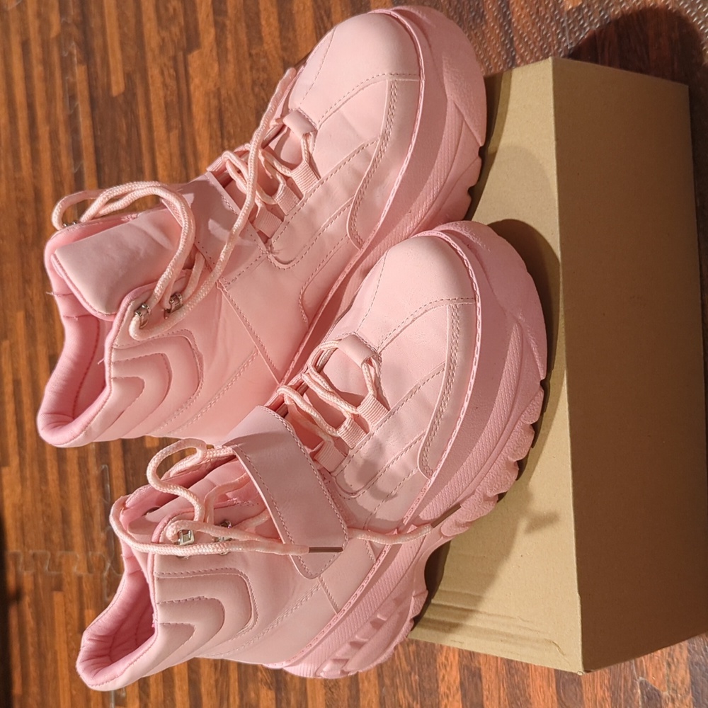 Pastel pink kawaii lace up platform boots